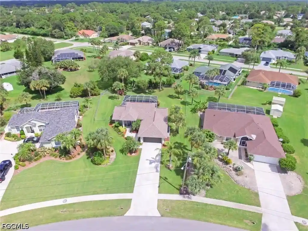 Photo 3 of Single family home for sale at 2610 Elva Pl, Lehigh Acres, FL 33971 | MLS# 2026036964 | Listing updated on 2026-10-27