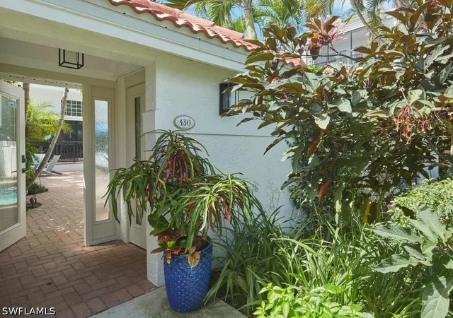 Photo 2 of Townhouse for sale at 430 10th Avenue S #305, Naples, FL 34102 | MLS# 226031459 | Listing updated on 2026-09-14