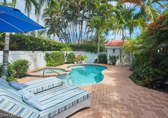Photo 3 of Townhouse for sale at 430 10th Avenue S #305, Naples, FL 34102 | MLS# 226031459 | Listing updated on 2026-09-14