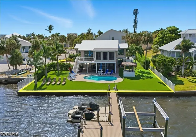 Photo 2 of Single family home for sale at 205 Bayview Ave, Fort Myers Beach, FL 33931 | MLS# 226031146 | Listing updated on 2026-09-11