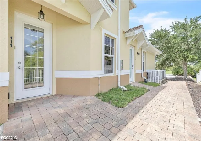 Photo 3 of Townhouse for sale at 16572 San Edmundo Rd #111, Punta Gorda, FL 33955 | MLS# 2026036985 | Listing updated on 2026-09-03