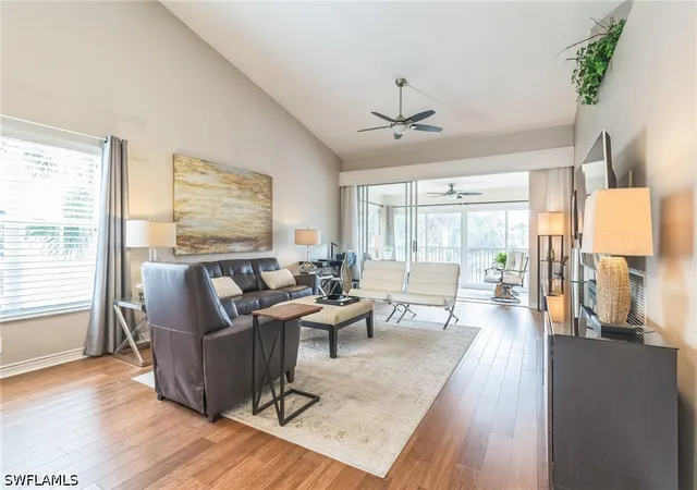 Listing Photo 5 - Condo for sale in building located at 752 Wiggins Lake Dr, Naples, FL 34110 - Unit #201