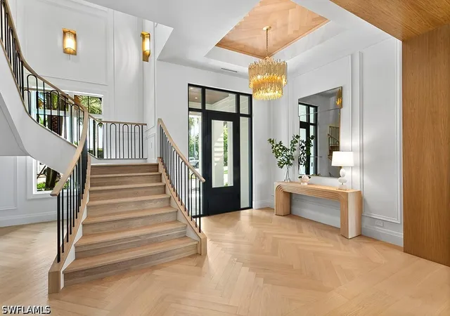 Photo 4 of Single family home for sale at 774 S Golf Dr, Naples, FL 34102 | MLS# 226031429 | Listing updated on 2026-09-16