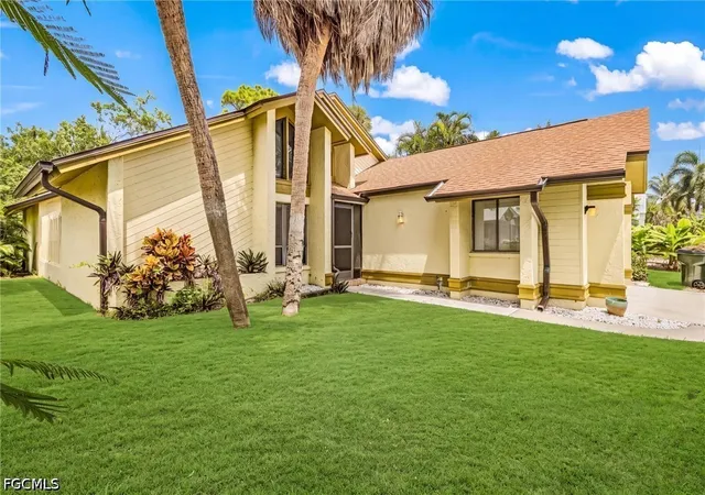 Photo 1 of Single family home for sale at 12538 Barrington Ct, Fort Myers, FL 33908 | MLS# 2026037000 | Listing updated on 2026-09-15