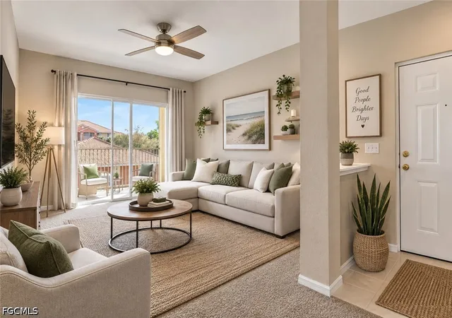 Listing Photo 4 - Condo for sale in building located at 6321 Aragon Wy, Fort Myers, FL 33966 - Unit #206