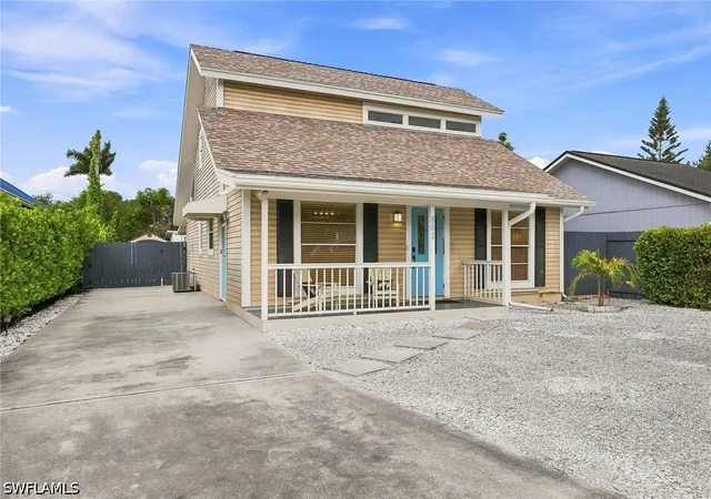 Photo 4 of Single family home for sale at 862 97th Avenue N, Naples, FL 34108 | MLS# 226031346 | Listing updated on 2026-09-04