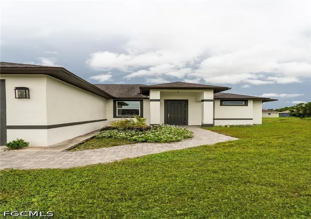 Photo 2 of Single family home for sale at 2917 5th Street Sw, Lehigh Acres, FL 33976 | MLS# 2026037015 | Listing updated on 2026-09-05