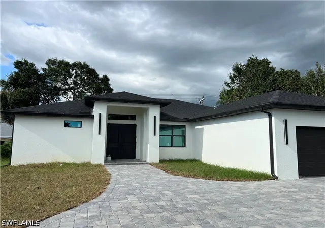 Photo 1 of Single family home for sale at 4727 Notthingham Dr, Fort Myers, FL 33905 | MLS# 226031497 | Listing updated on 2026-09-10