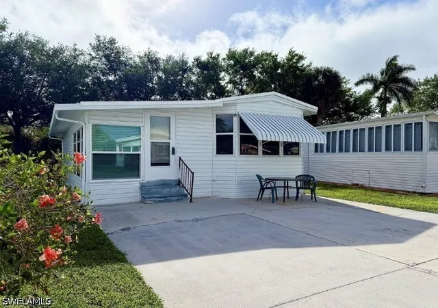 Photo 1 of Sale Pending at 5 Bass Ln #5, Naples, FL 34114 | MLS# 226031557 | Listing updated on 2026-09-12