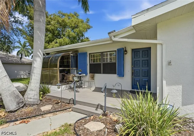 Photo 2 of Single family home for sale at 1421 Olmeda Way, Fort Myers, FL 33901 | MLS# 2026037039 | Listing updated on 2026-09-14