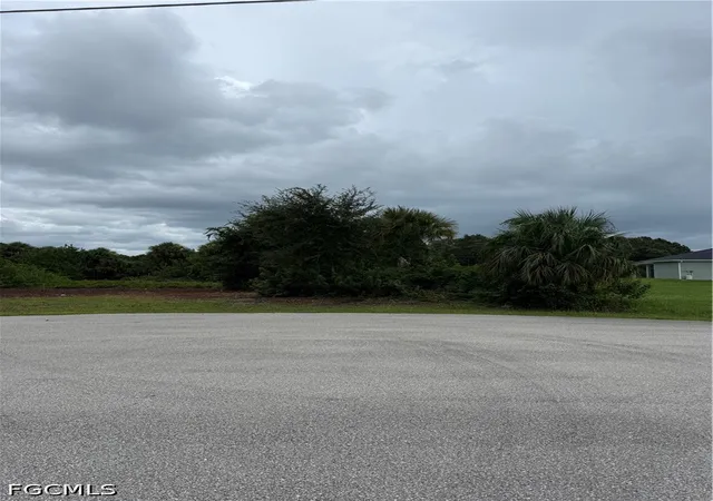 Photo 4 of Land for sale at 6012 Taro Ct, Fort Myers, FL 33905 | MLS# 2026037053 | Listing updated on 2026-09-02