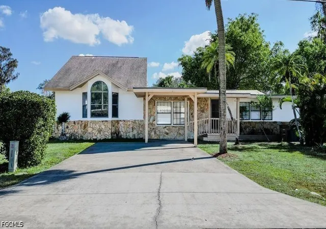 Photo 1 of Single family home for sale at 599 Carolina Ave, Fort Myers, FL 33905 | MLS# 2026037077 | Listing updated on 2026-09-02