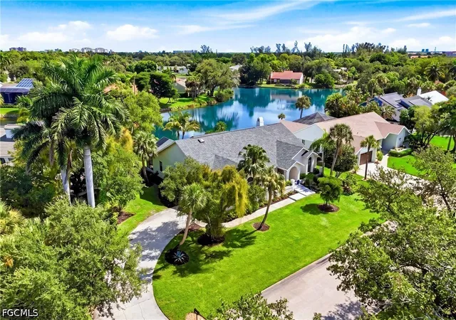 Photo 2 of Single family home for sale at 12441 Mcgregor Woods Cir, Fort Myers, FL 33908 | MLS# 2026037093 | Listing updated on 2026-09-07