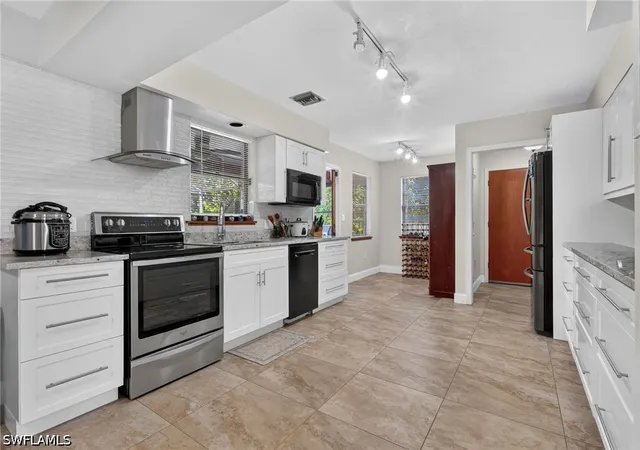 Photo 1 of Single family home for sale at 2281 53rd Street Sw, Naples, FL 34116 | MLS# 226031620 | Listing updated on 2026-09-27