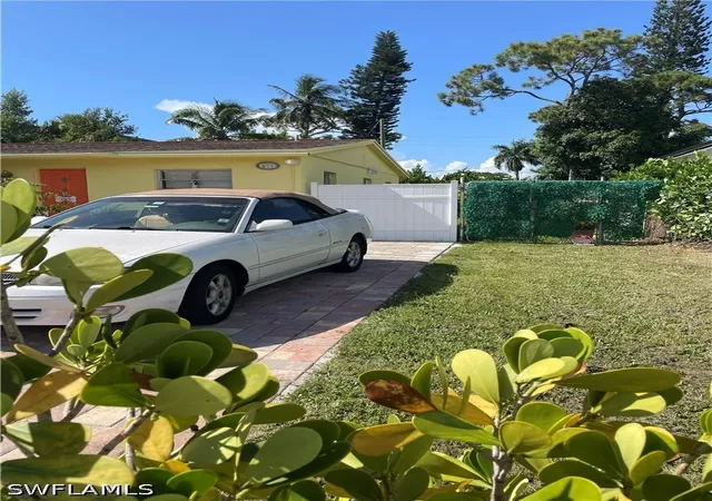 Photo 2 of Single family home for sale at 1381 13th Avenue N, Naples, FL 34102 | MLS# 226031614 | Listing updated on 2026-09-01