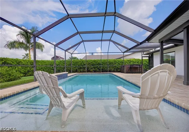 Photo 3 of Sale Pending at 5573 Amoroso Dr, Fort Myers, FL 33919 | MLS# 2026037104 | Listing updated on 2026-09-07