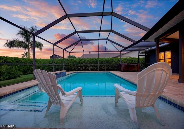 Photo 4 of Sale Pending at 5573 Amoroso Dr, Fort Myers, FL 33919 | MLS# 2026037104 | Listing updated on 2026-09-07