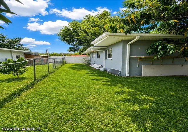 Photo 3 of Single family home for sale at 2124 41st Terrace Sw, Naples, FL 34116 | MLS# 226031639 | Listing updated on 2026-09-04