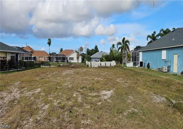 Photo 1 of Sale Pending at 707 Sw 35th Terrace, Cape Coral, FL 33914 | MLS# 2026037131 | Listing updated on 2026-09-16