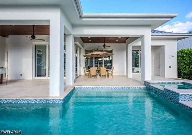 Photo 3 of Single family home for sale at 1880 Sandpiper St, Naples, FL 34102 | MLS# 226031580 | Listing updated on 2026-09-09