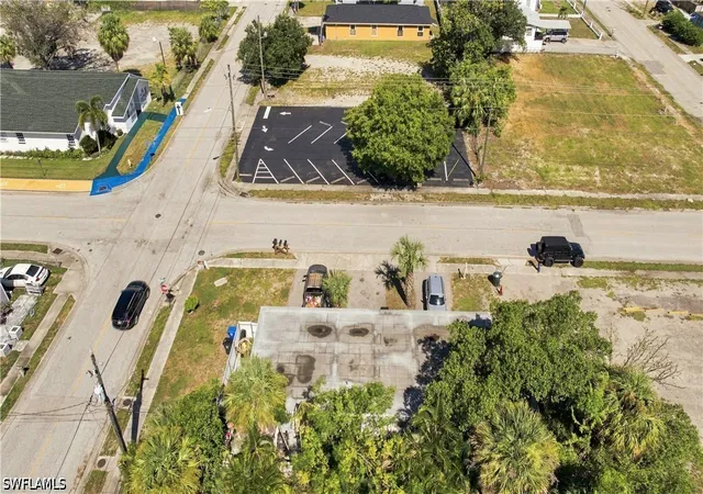 Photo 3 of House for sale at 2032-2040 Wright St, Fort Myers, FL 33916 | MLS# 226031522 | Listing updated on 2026-09-16