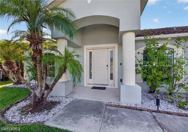 Photo 4 of Single family home for sale at 2502 Nature Pointe Loop, Fort Myers, FL 33905 | MLS# 226031419 | Listing updated on 2026-09-10