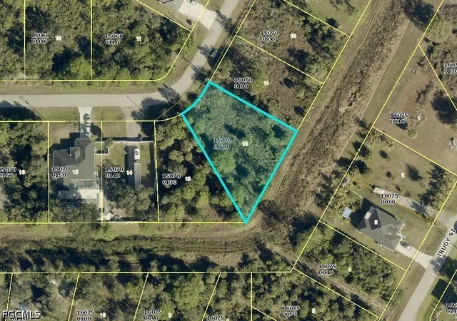 Photo 1 of Land for sale at 1916 Vesper Ct, Lehigh Acres, FL 33972 | MLS# 2026037156 | Listing updated on 2026-09-02