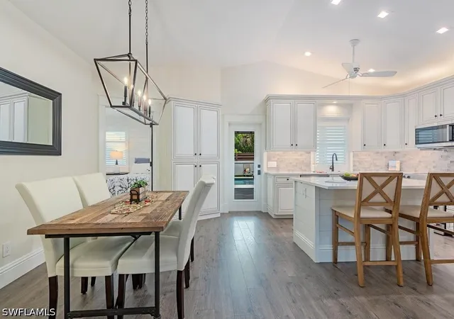 Photo 4 of Sale Pending at 605 109th Avenue N, Naples, FL 34108 | MLS# 226031189 | Listing updated on 2026-09-18
