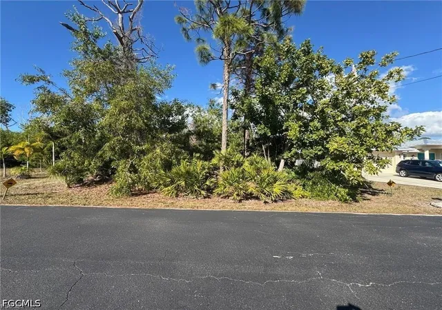 Photo 2 of Land for sale at 3716 Manatee Dr, Saint James City, FL 33956 | MLS# 2026037180 | Listing updated on 2026-09-02