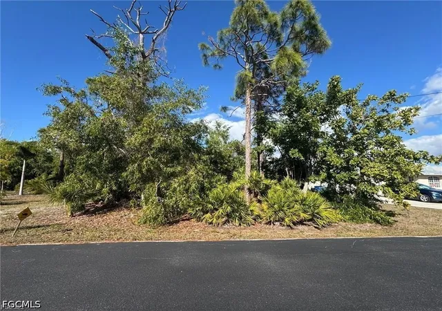 Photo 3 of Land for sale at 3716 Manatee Dr, Saint James City, FL 33956 | MLS# 2026037180 | Listing updated on 2026-09-02