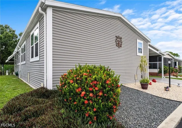 Photo 2 of Manufactured home for sale at 417 Snead Dr, North Fort Myers, FL 33903 | MLS# 2026037186 | Listing updated on 2026-09-04