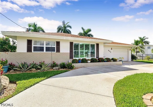 Photo 3 of Single family home for sale at 4529 Se 1st Avenue, Cape Coral, FL 33904 | MLS# 2026037190 | Listing updated on 2026-09-11