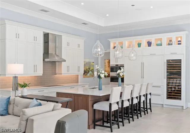 Photo 4 of Single family home for sale at 665 10th Street N, Naples, FL 34102 | MLS# 226030255 | Listing updated on 2026-09-14