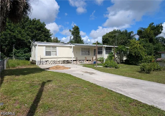 Photo 1 of Manufactured home for sale at 2613 Harmony Ave, North Fort Myers, FL 33917 | MLS# 2026037196 | Listing updated on 2026-09-03