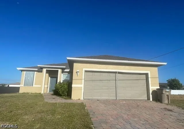 Photo 1 of Single family home for sale at 211 Nw 28th Street, Cape Coral, FL 33993 | MLS# 2026037216 | Listing updated on 2026-09-10