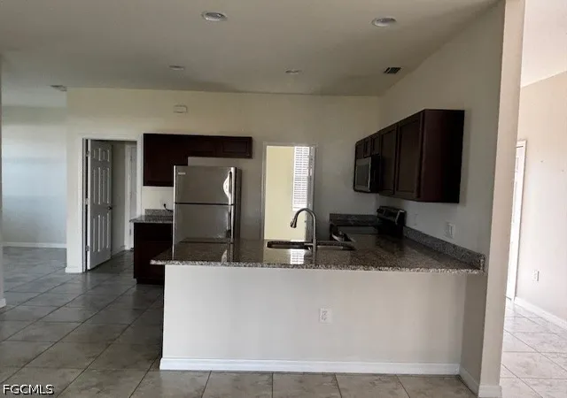Photo 3 of Single family home for sale at 211 Nw 28th Street, Cape Coral, FL 33993 | MLS# 2026037216 | Listing updated on 2026-09-10