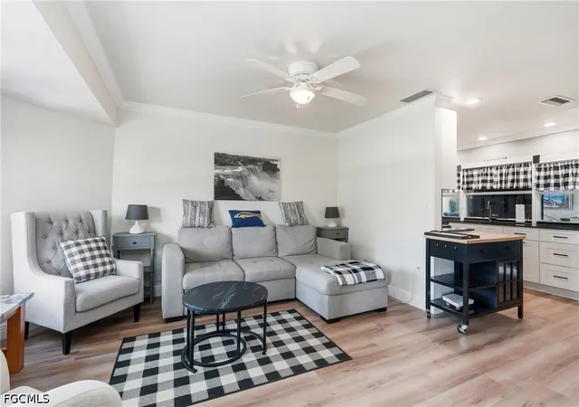 Photo 4 of Sale Pending at 1028 Edgemere Dr, Fort Myers, FL 33919 | MLS# 2026037227 | Listing updated on 2026-09-10