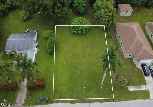 Photo 4 of Land for sale at 653 Oleander Ave, Fort Myers, FL 33916 | MLS# 2026037228 | Listing updated on 2026-09-11