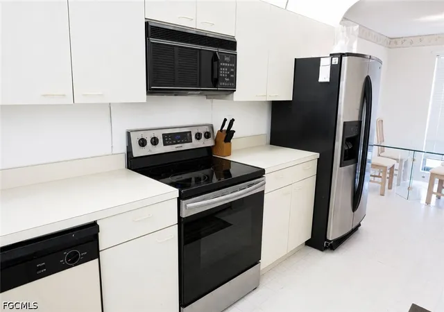Photo 3 of Condo for sale at 4510 Chantelle Dr #J204, Naples, FL 34112 | MLS# 2026037236 | Listing updated on 2026-10-03