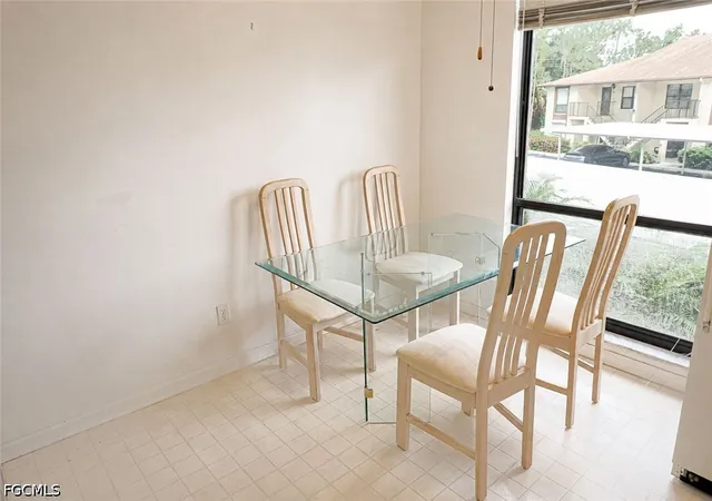 Listing Photo 5 - Condo for sale in building located at 4510 Chantelle Dr, Naples, FL 34112 - Unit #J204