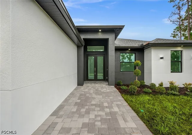 Photo 3 of Single family home for sale at 923 Bolivia Dr, Lehigh Acres, FL 33974 | MLS# 2026037245 | Listing updated on 2026-09-08