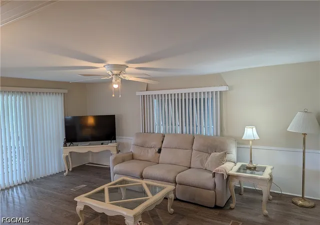 Photo 2 of Manufactured home for sale at 810 Hollyberry Ct, North Fort Myers, FL 33917 | MLS# 2026037254 | Listing updated on 2026-09-09