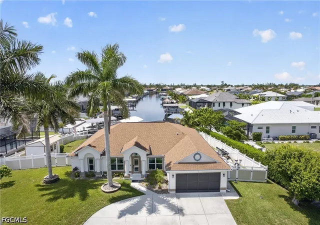 Photo 1 of Single family home for sale at 8 Nw 36th Avenue, Cape Coral, FL 33993 | MLS# 2026037262 | Listing updated on 2026-09-15