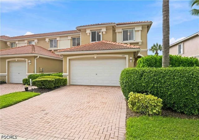 Photo 1 of Sale Pending at 3372 Dandolo Cir, Cape Coral, FL 33909 | MLS# 2026037274 | Listing updated on 2026-09-18