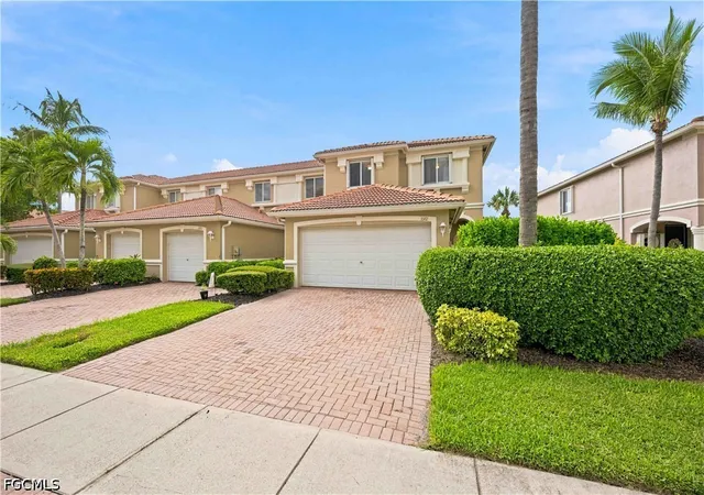 Photo 2 of Sale Pending at 3372 Dandolo Cir, Cape Coral, FL 33909 | MLS# 2026037274 | Listing updated on 2026-09-18
