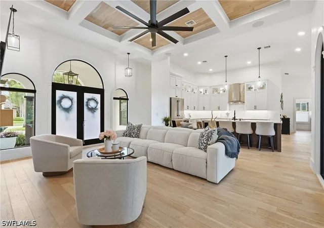 Photo 4 of Sale Pending at 11532 Longshore Way W, Naples, FL 34119 | MLS# 226031626 | Listing updated on 2026-09-14