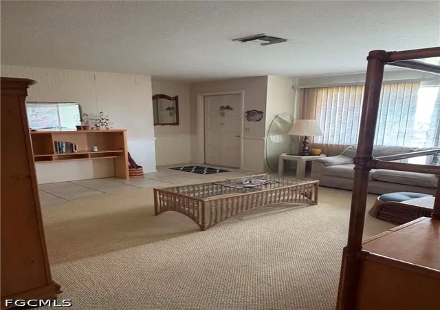 Photo 3 of Single family home for sale at 1517 Se 42nd Street, Cape Coral, FL 33904 | MLS# 2026037279 | Listing updated on 2026-09-03