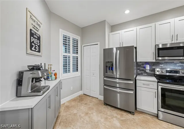 Photo 4 of Sale Pending at 14966 Summit Pl Cir, Naples, FL 34119 | MLS# 226031692 | Listing updated on 2026-09-07