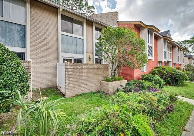 Photo 1 of Townhouse for sale at 8880 S Old Kings Rd #59, Jacksonville, FL 32257 | MLS# 2026037287 | Listing updated on 2026-09-10