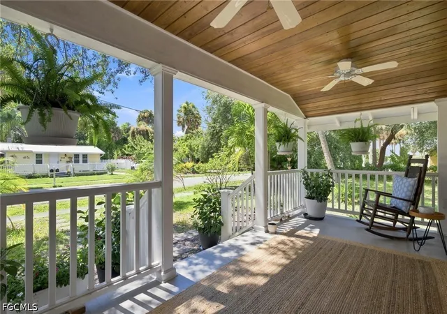 Photo 3 of Single family home for sale at 215 Granada Blvd, Fort Myers, FL 33905 | MLS# 2026037294 | Listing updated on 2026-09-19